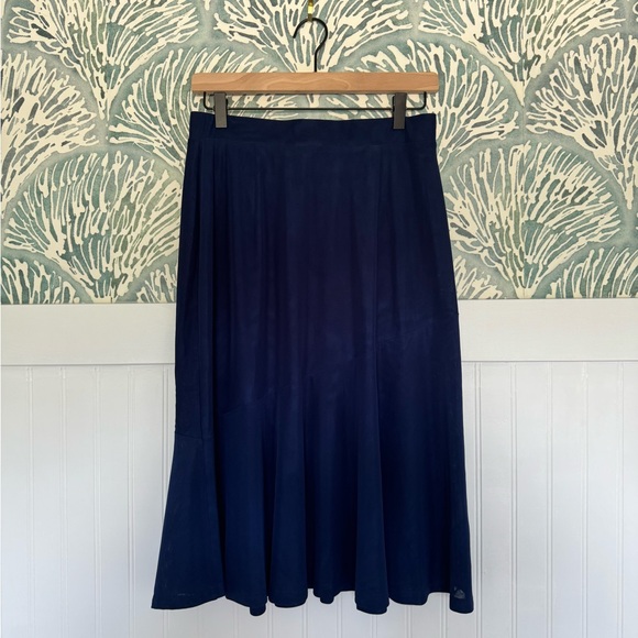 Kristin It Navy Blue Daisy Caron Top with matching Chatteron Skirt Set in Small - Picture 9 of 9